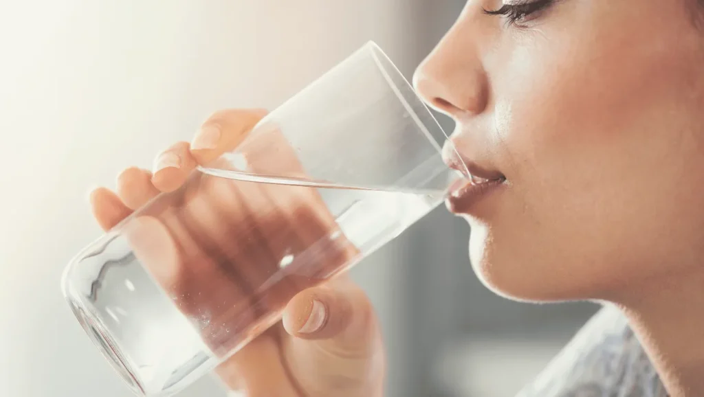 drink water with pink sea salt